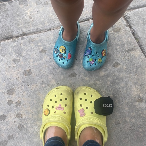 CROCS Black Mini Pouch - Picture 3 of 3